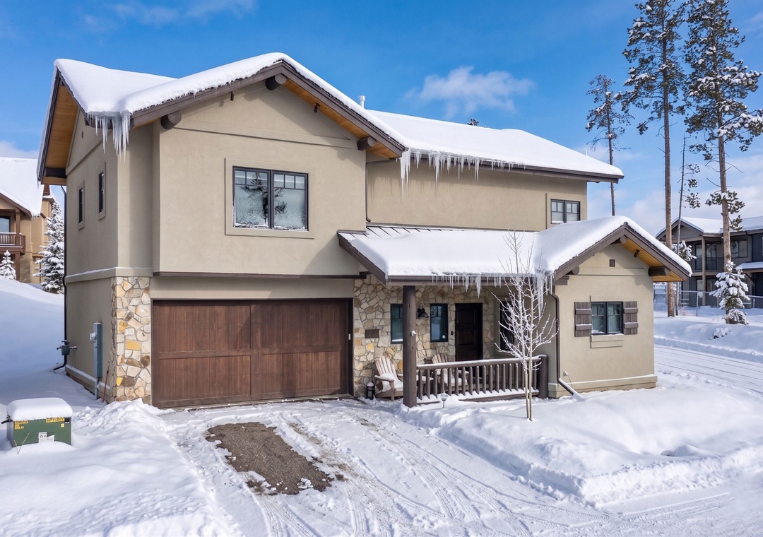 200 Quill Court