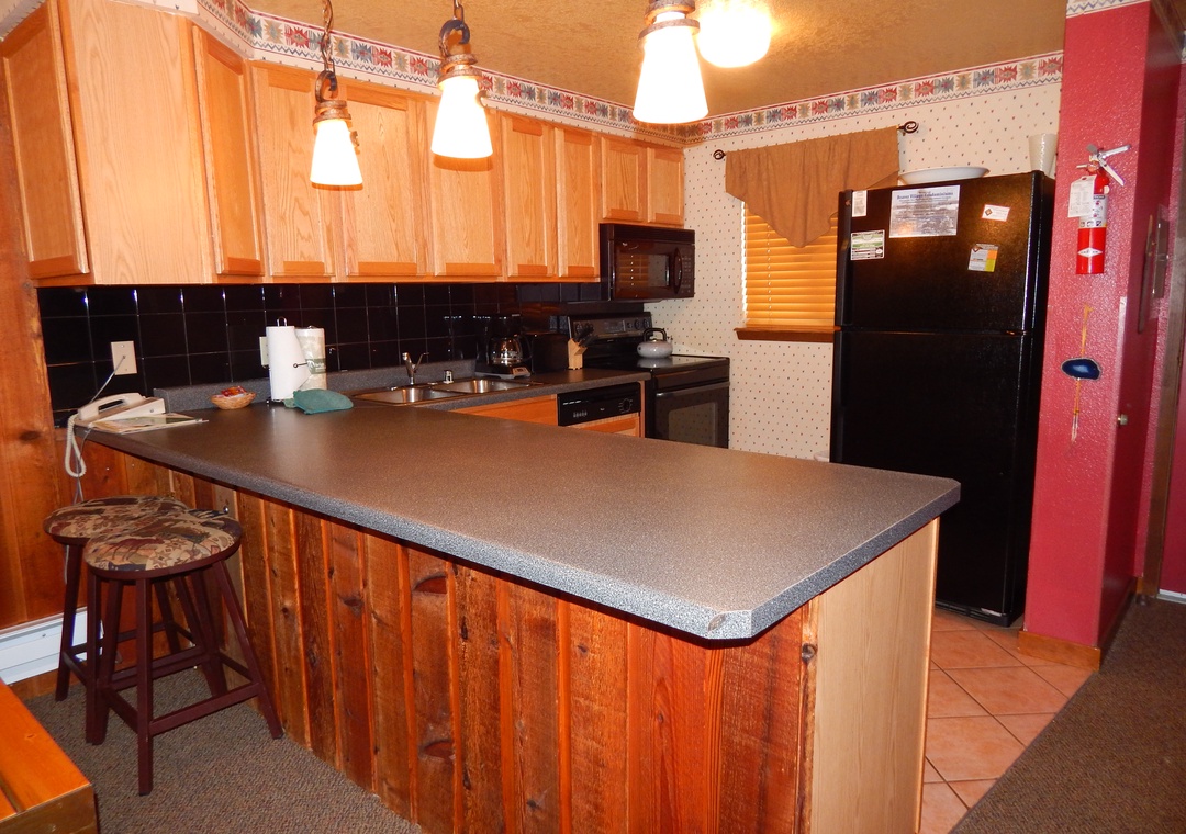 Beaver Village Unit #1113R