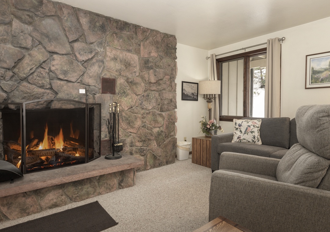 Hideaway Village Alpine 4