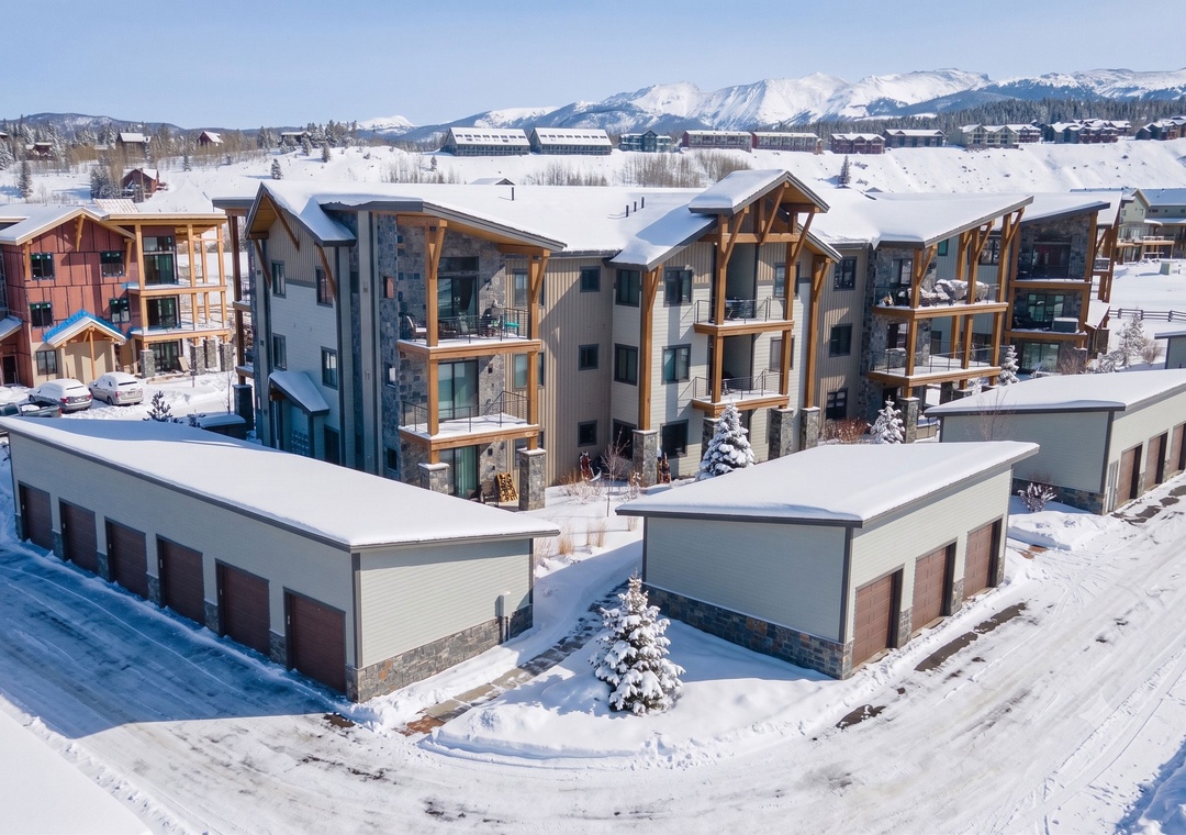 Elk Creek Condos B103