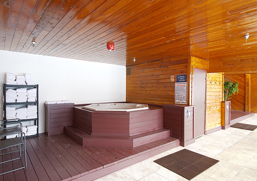 Unwind in this serene spa with a rejuvenating hot tub and relaxing sauna, perfect for melting away stress after your adventures.