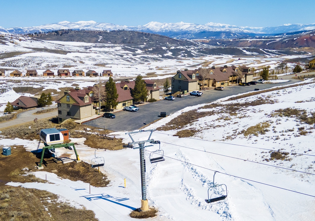 Summit Unit 1303