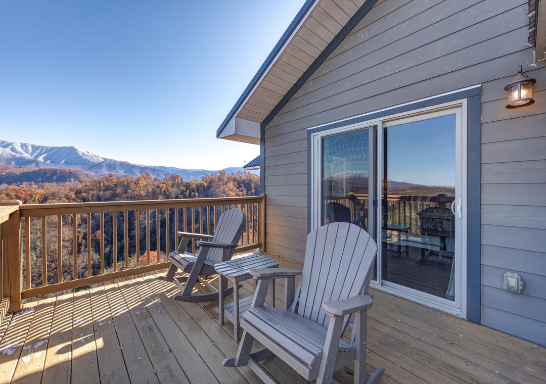 44-44_MajesticOverlook