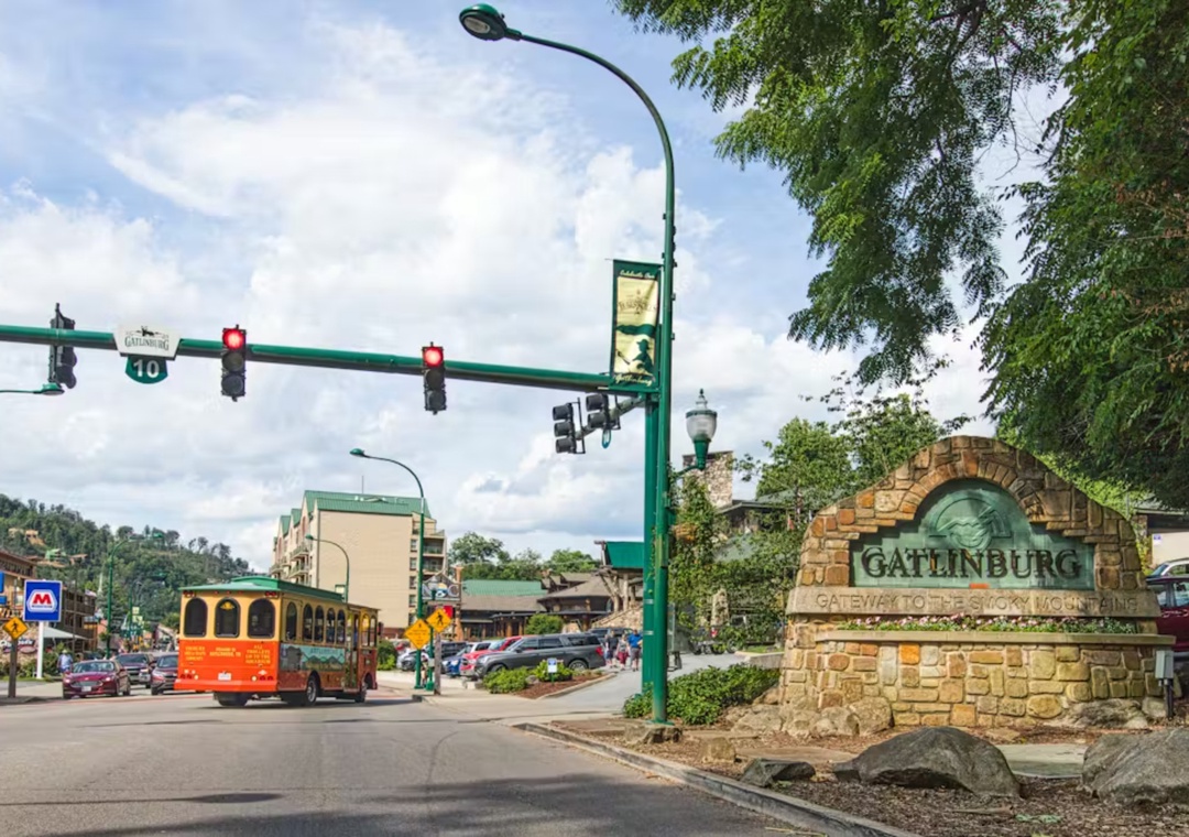 Gatlinburg Welcome Sign