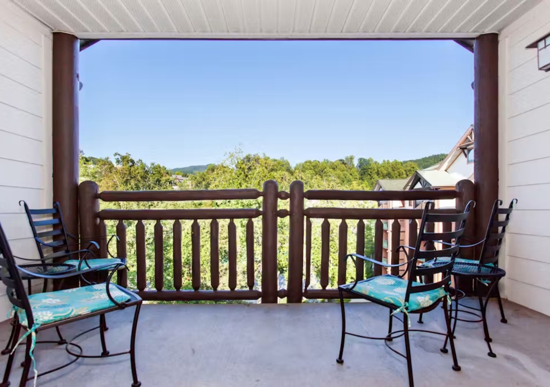 Step onto your private balcony and breathe in the fresh mountain air while enjoying panoramic views of rolling hills and lush forests.