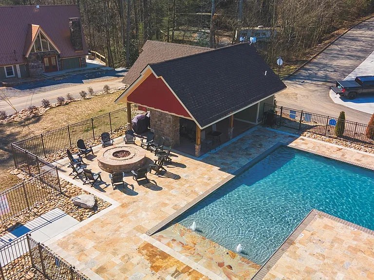 MH pool 3