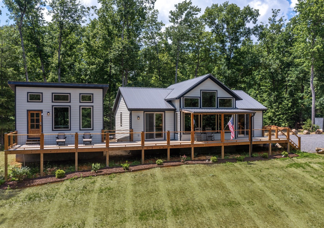 Duck Dive Lodge