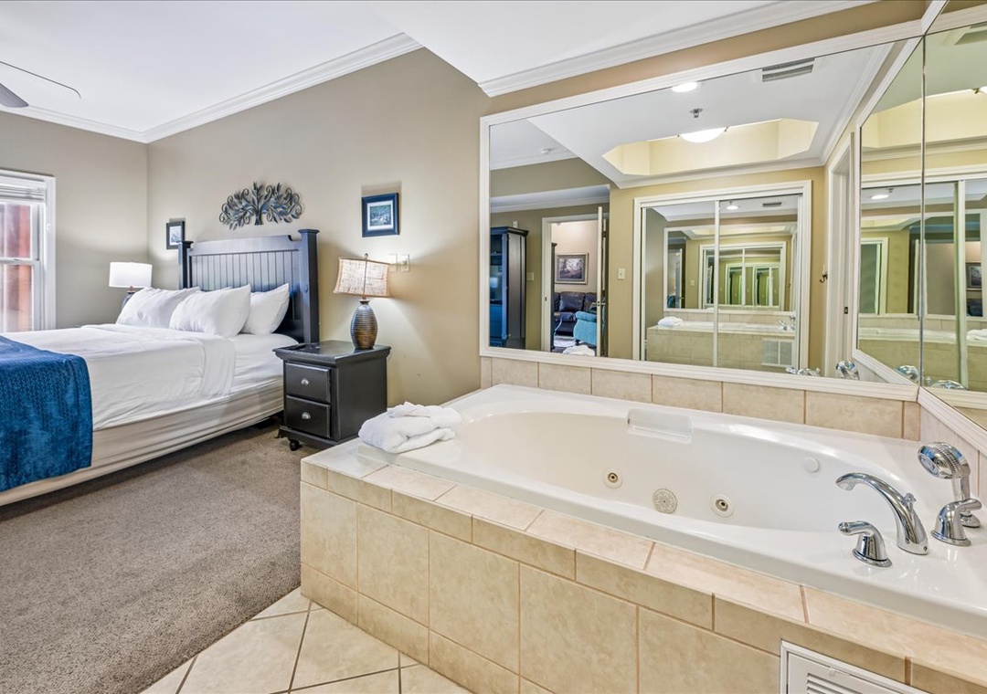 Unwind in your luxurious suite where the jetted tub and king bed create the perfect romantic retreat for two.