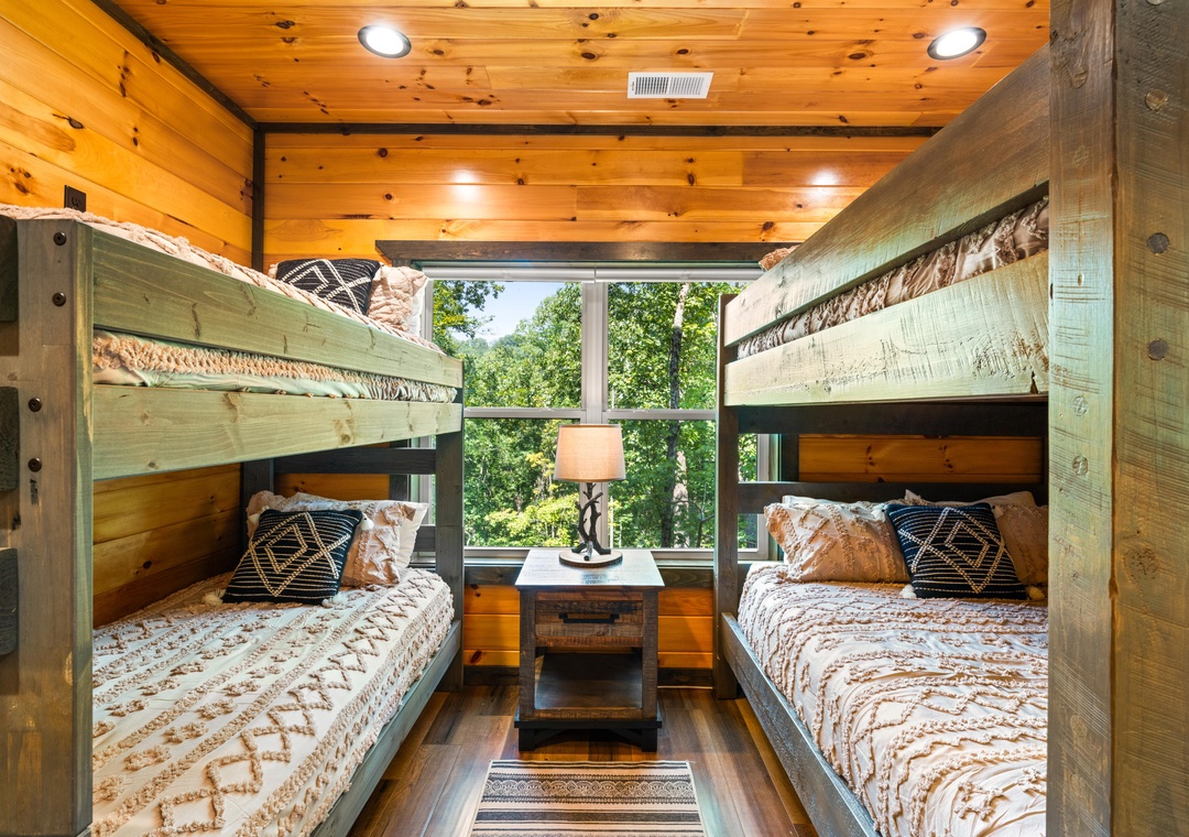 23-374-Buena-Vista-Dr-Sevierville-TN-23