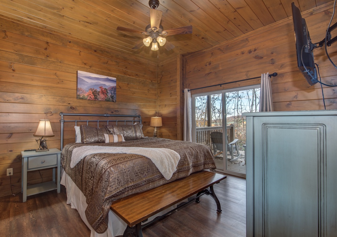 57-57_MajesticOverlook