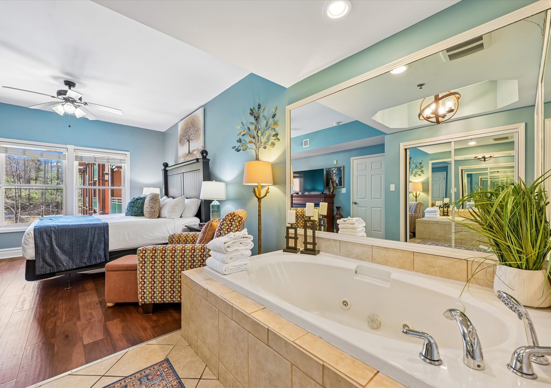 Unwind in your spacious suite with a luxurious jetted tub perfect for soaking after your adventures.