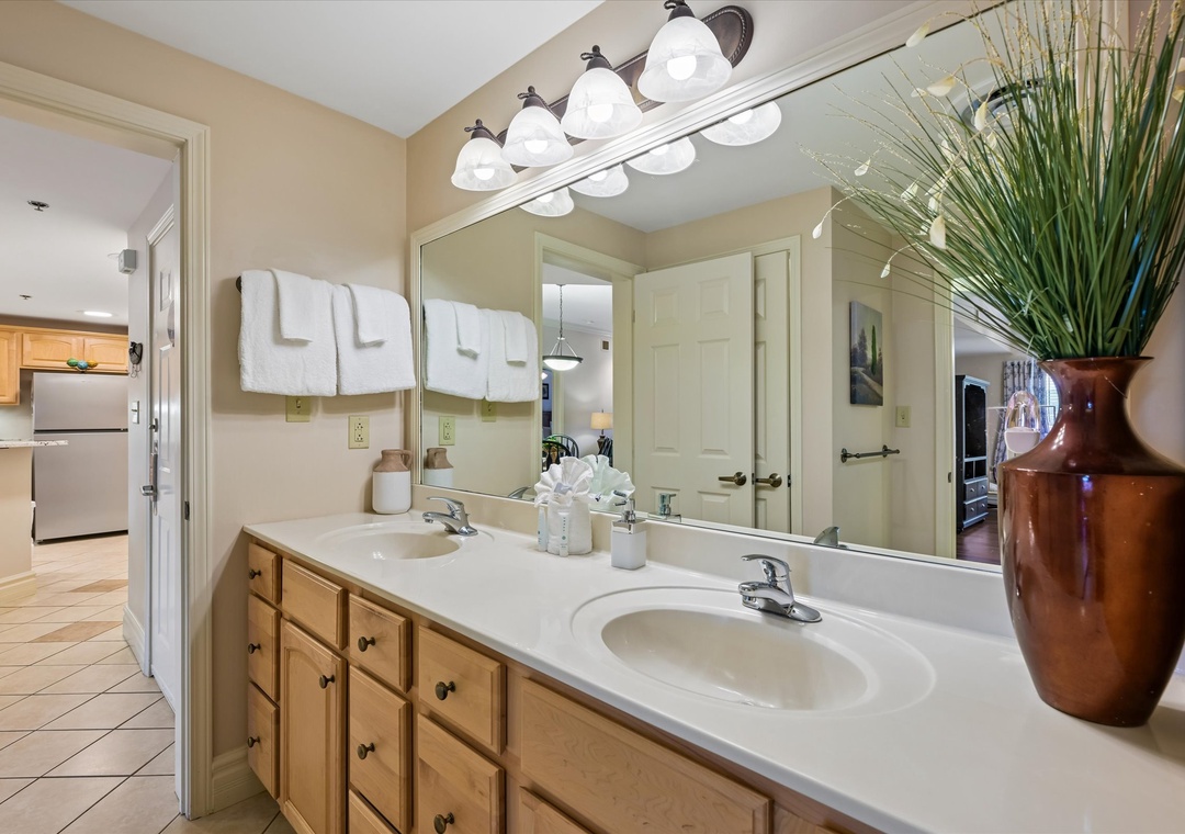 14-Primary Bath