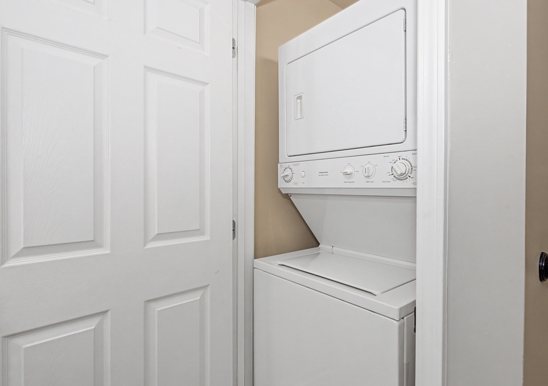 Your own in-unit washer and dryer make packing light effortless, tucked away in this convenient closet for ultimate privacy.