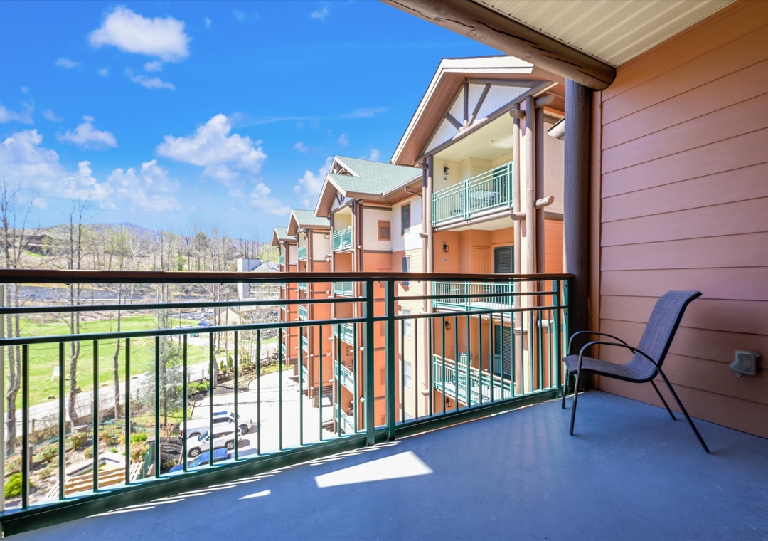 Private balcony at Baskins Creek 410