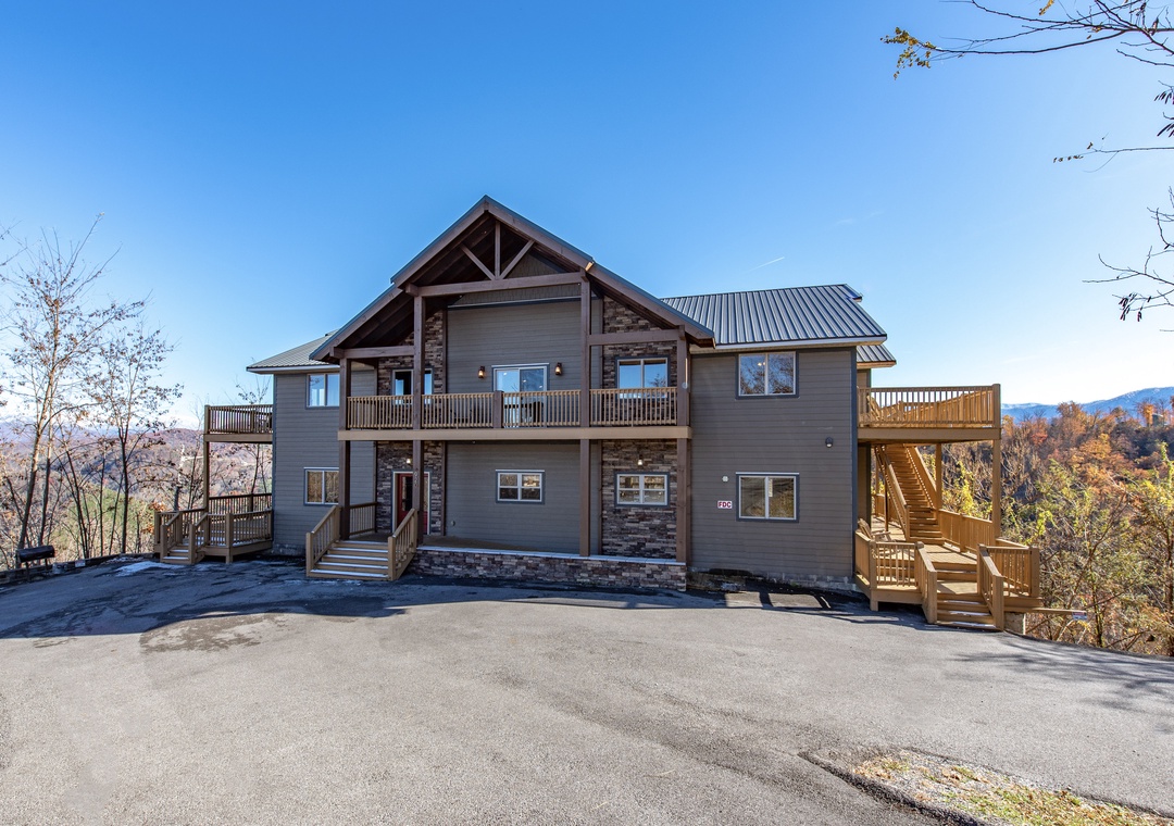 1-01_MajesticOverlook