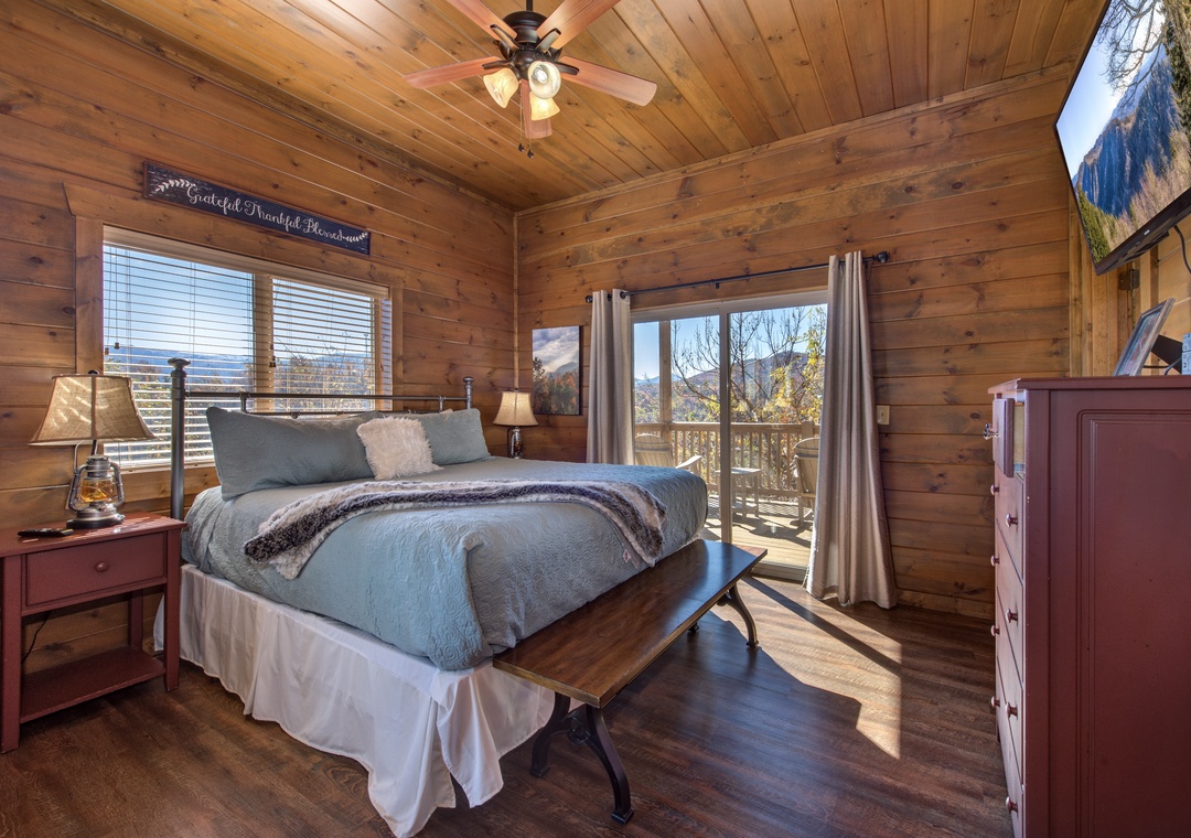 23-23_MajesticOverlook