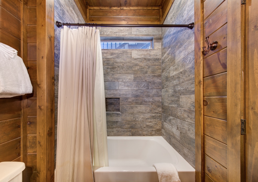 29-29_MajesticOverlook