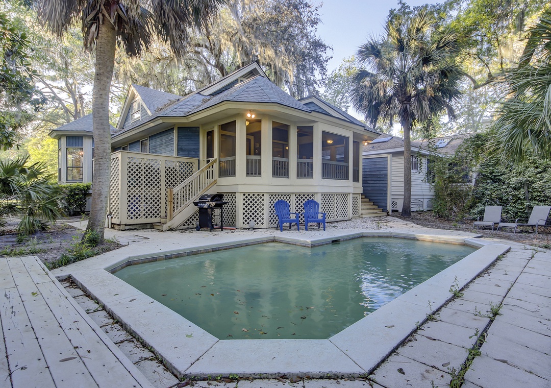 Pool Deck