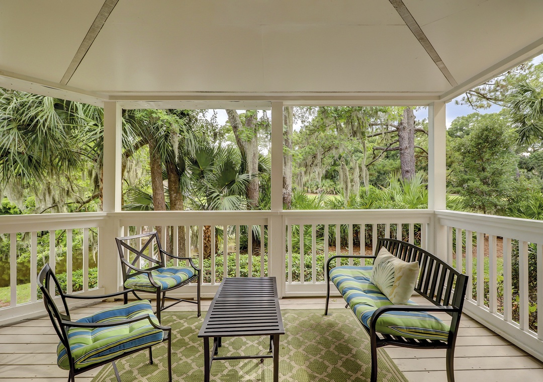 Colonnade Club 159
