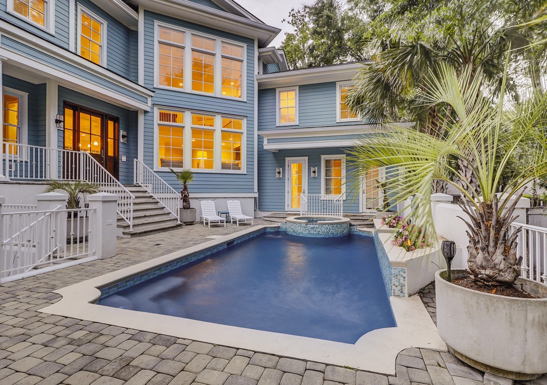 Private Pool