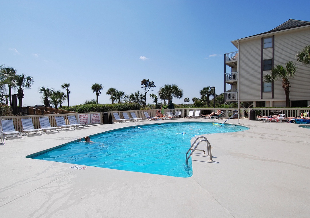 Breakers Complex Pool