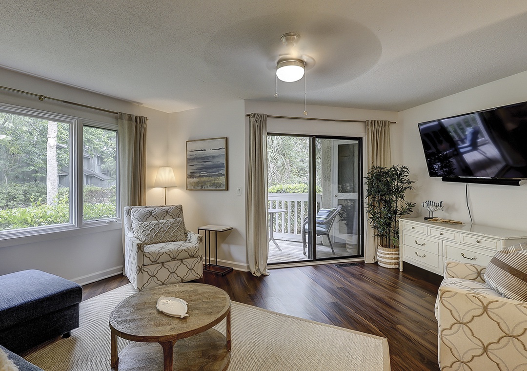 Colonnade Club 147