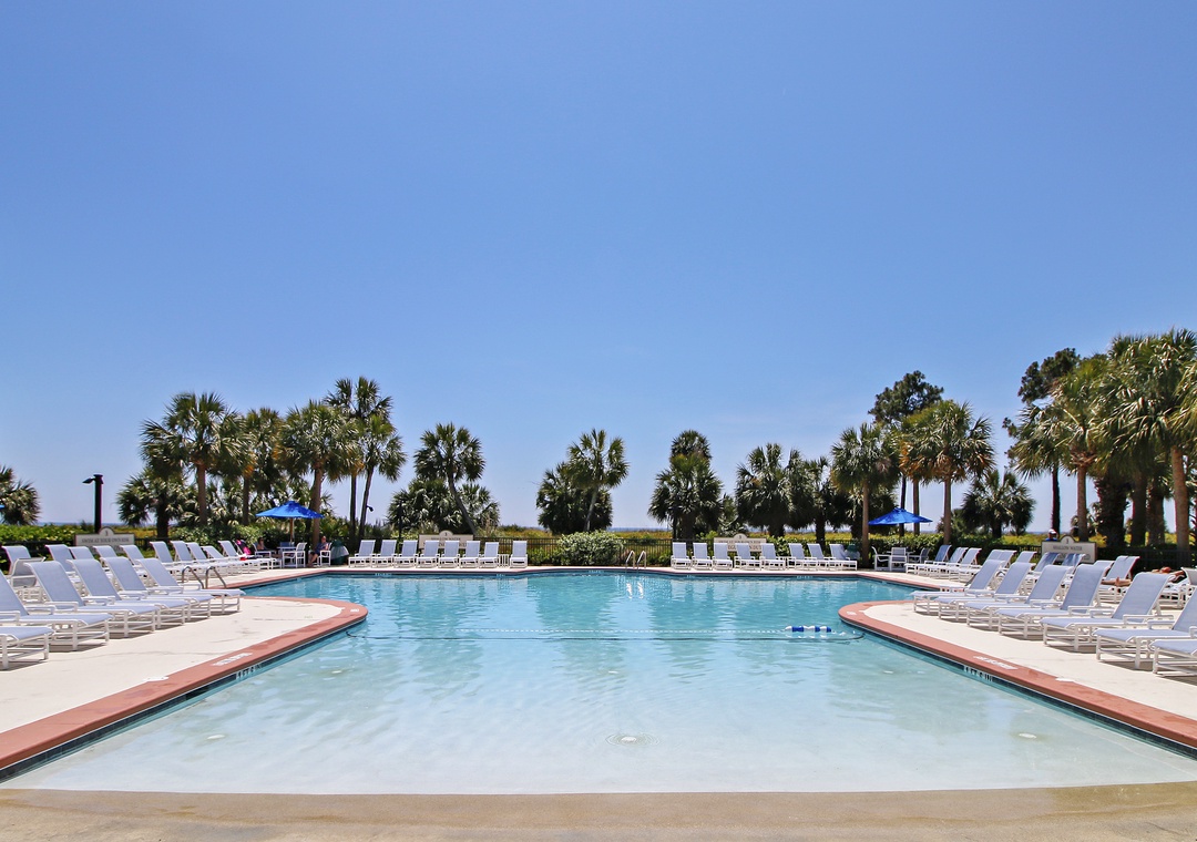 Shorewood Villa Pool