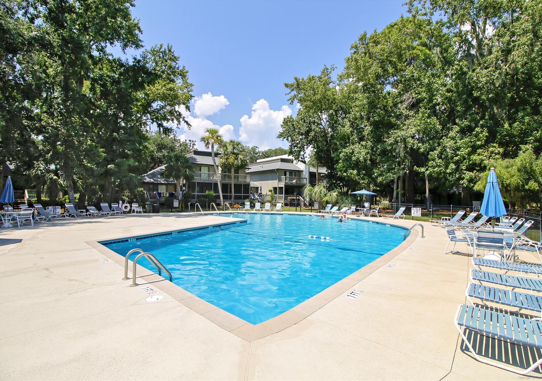 Amenity-Tennis Master Pool