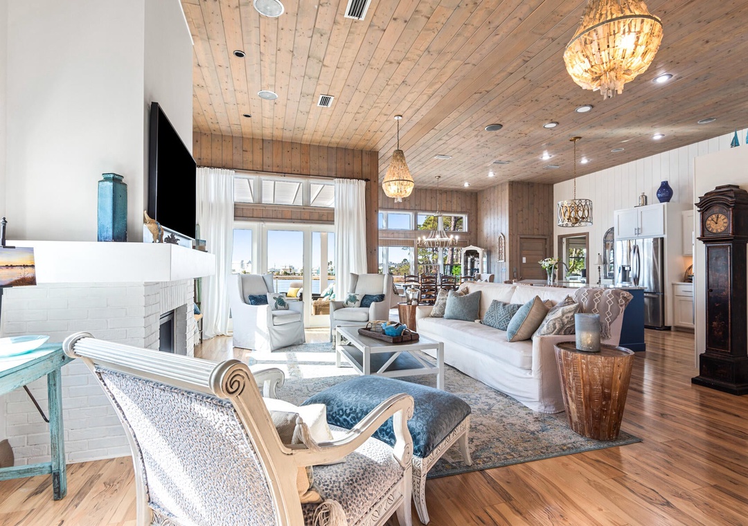 Gorgeous living room with fireplace