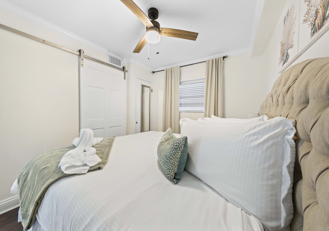 Comfortable king bedroom