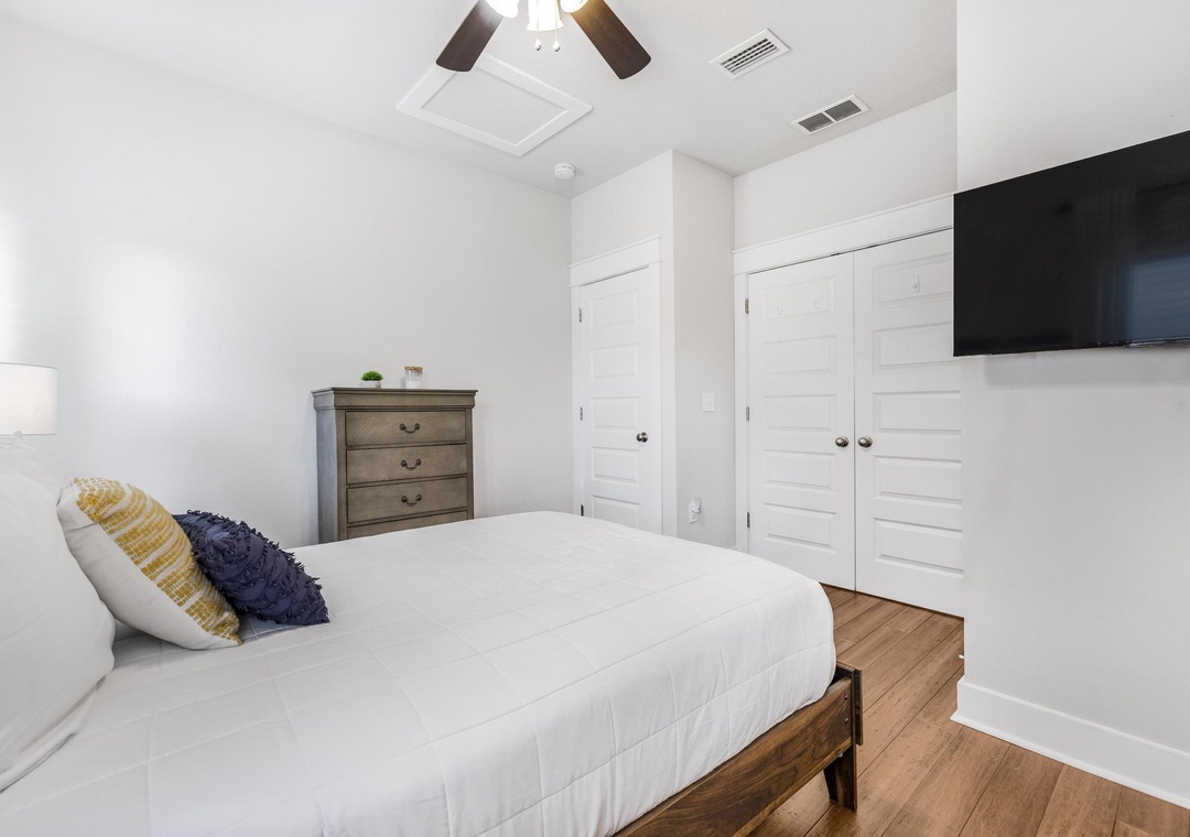 Second floor queen guest bedroom
