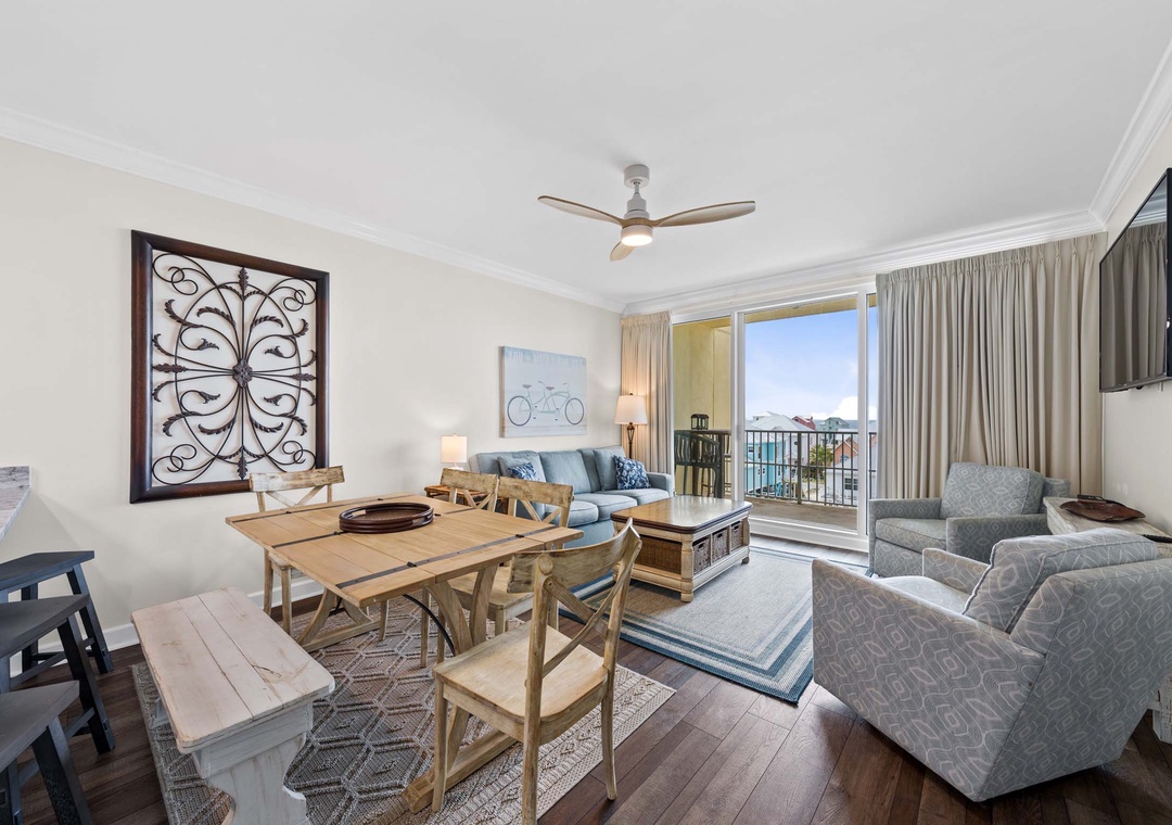 The Indies 303 - spacious and open floorplan