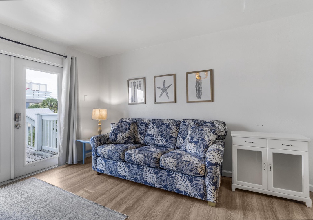 Living room at Moonraker 15