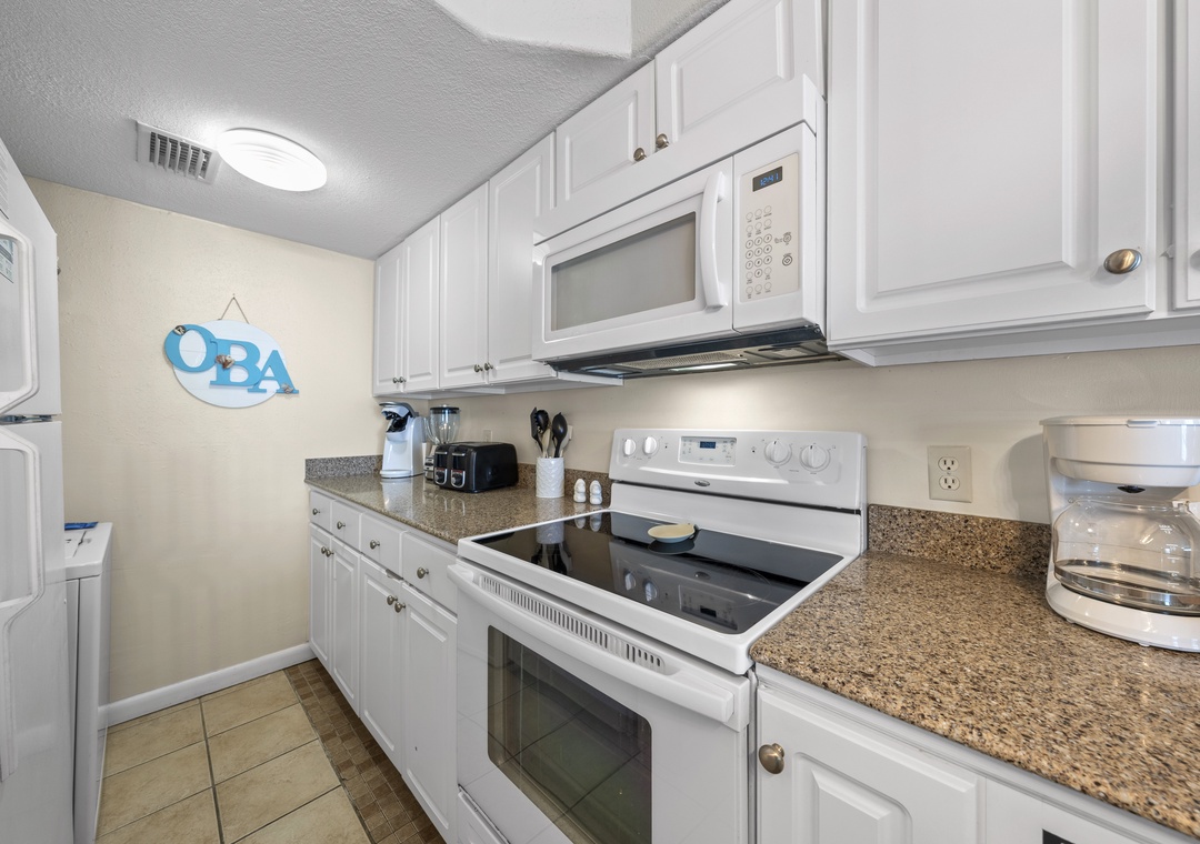Full kitchen