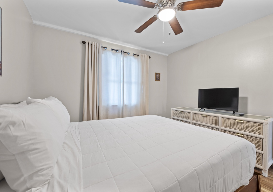 Queen guest bedroom