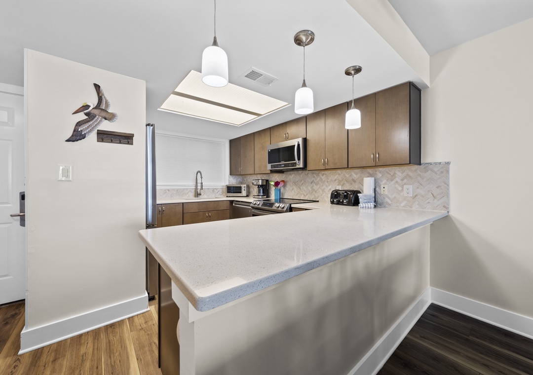 Full kitchen