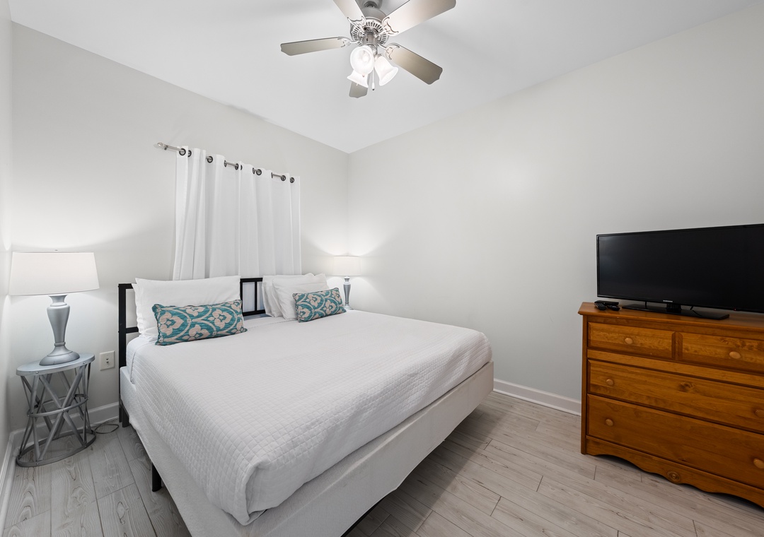 Guest bedroom with king bed