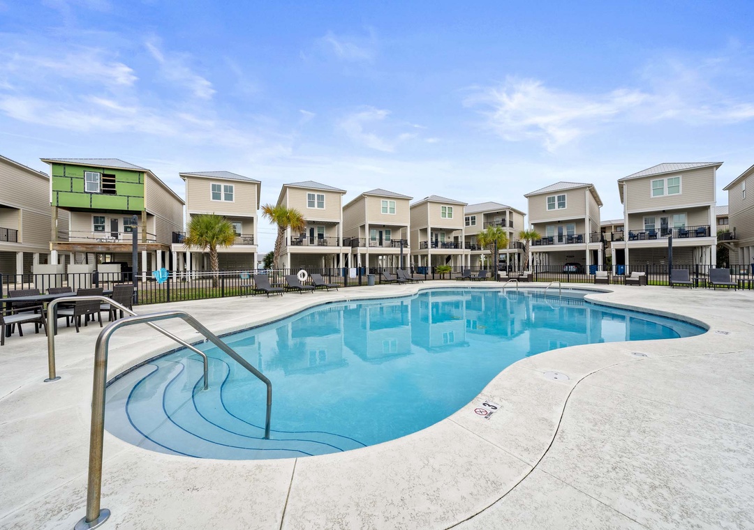 Community outdoor pool