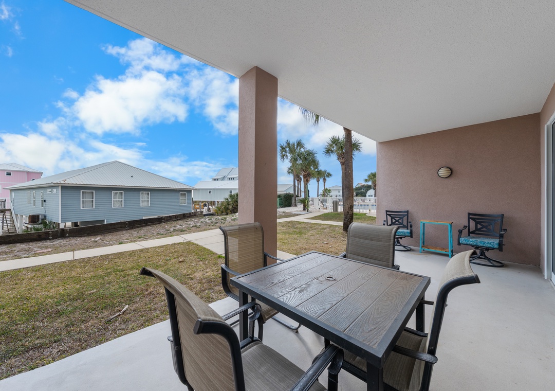 Private ground floor patio