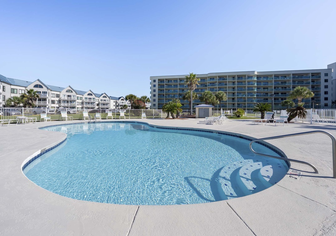 Community outdoor pool