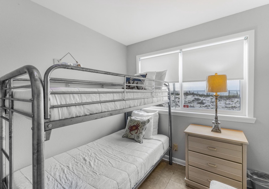 Guest bedroom with bunk bed