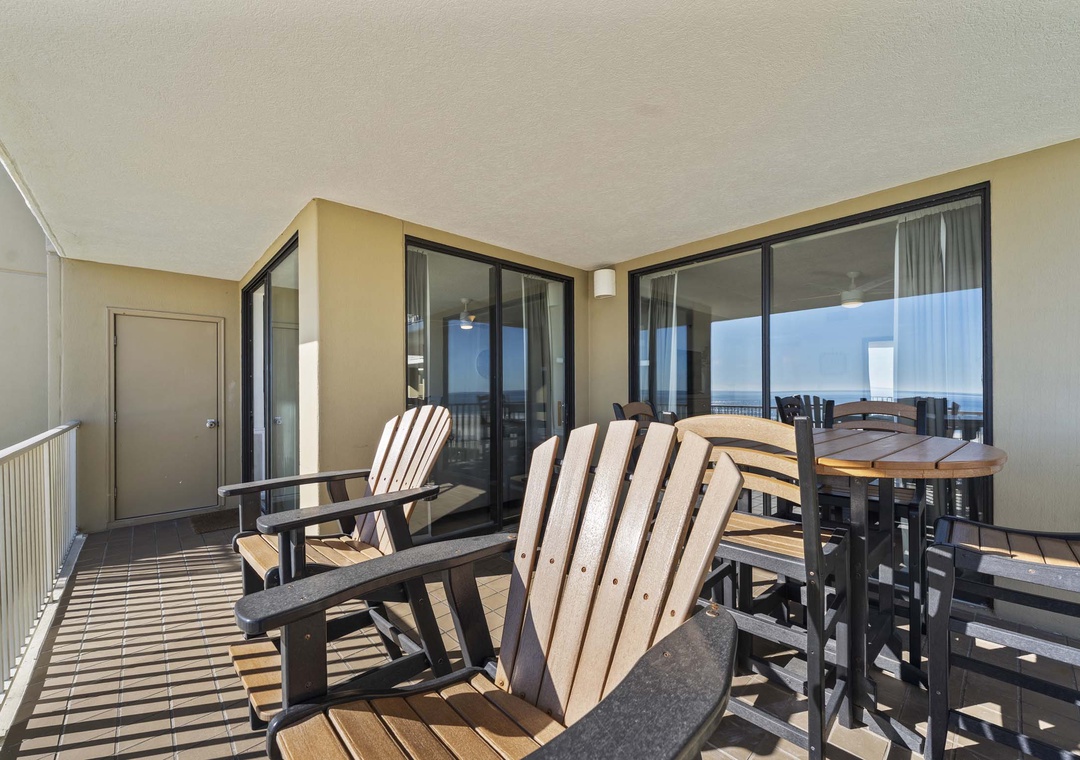 Private balcony seating