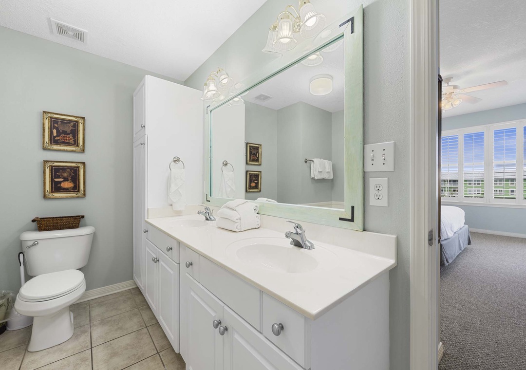 Primary ensuite bathroom
