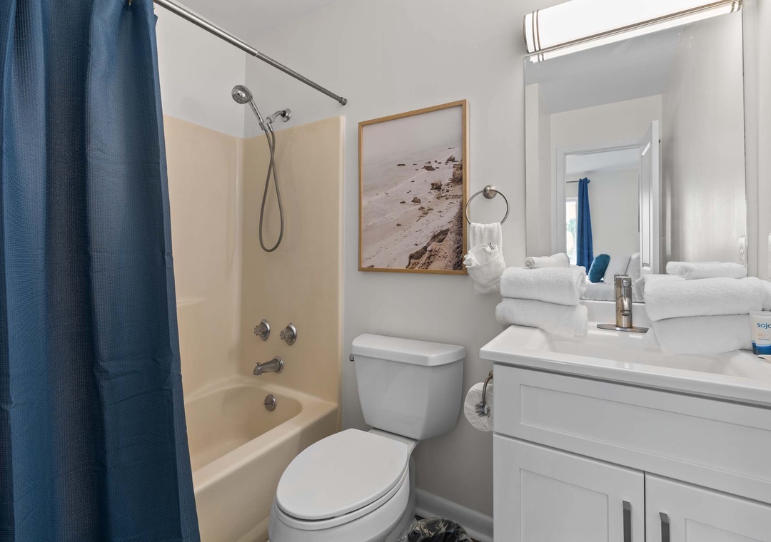 Primary ensuite bathroom