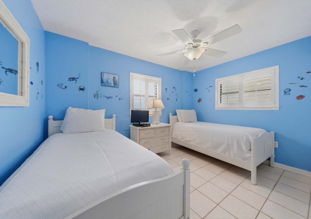 Guest bedroom 2