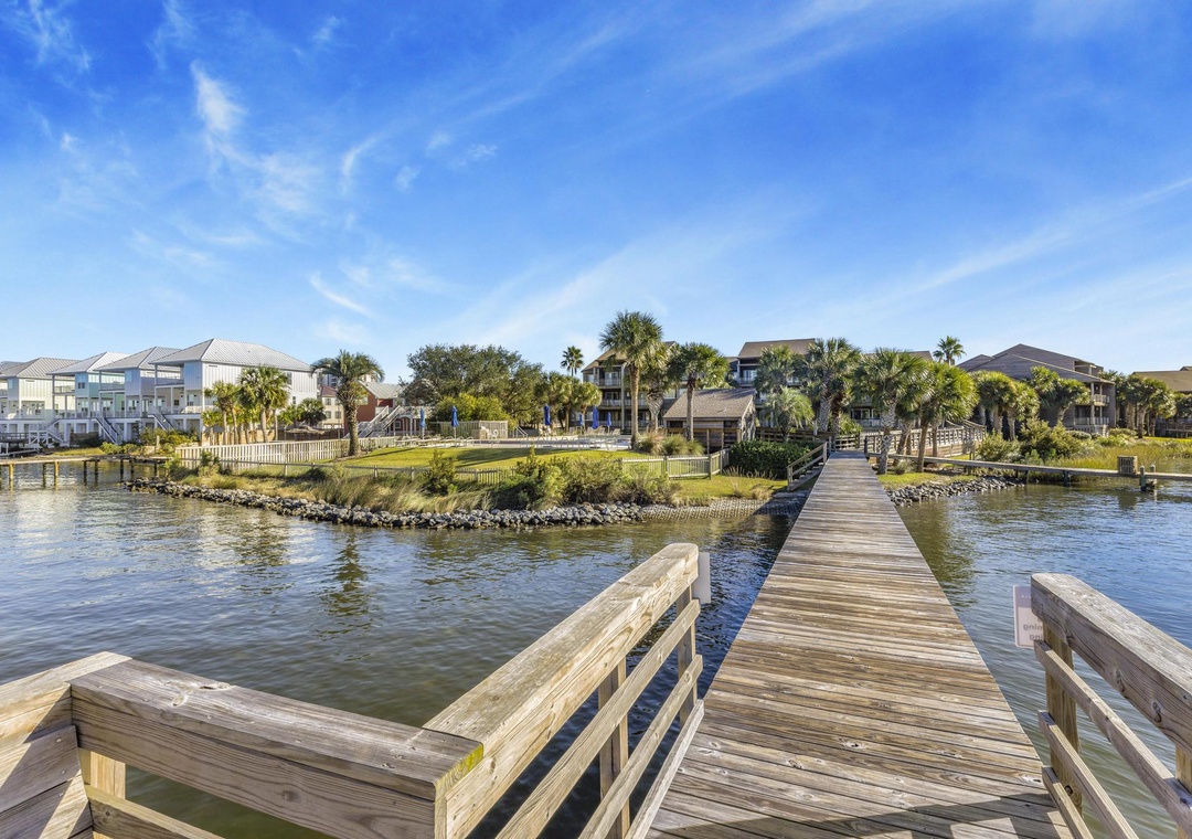 Pier on Old River