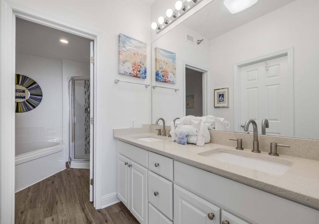 Primary ensuite bathroom