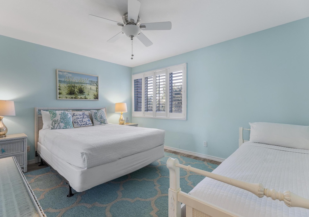 Guest bedroom