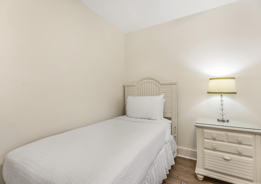 Guest bedroom with two twin beds