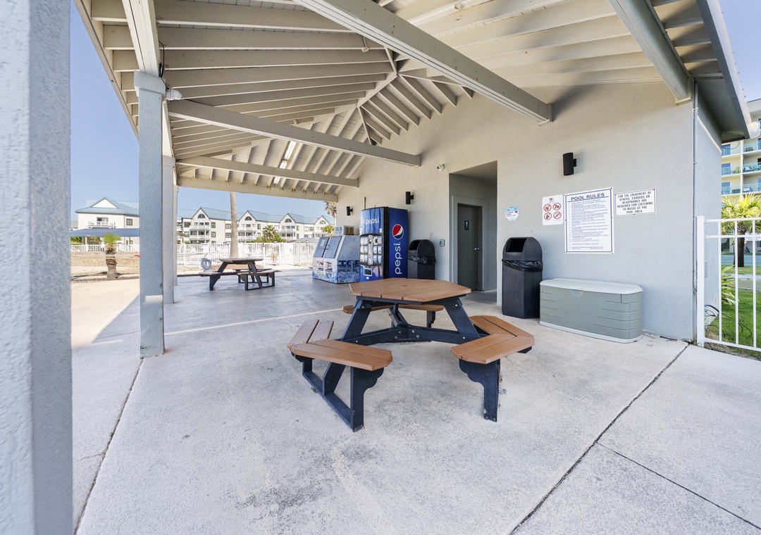 Covered picnic area with vending and ice machines